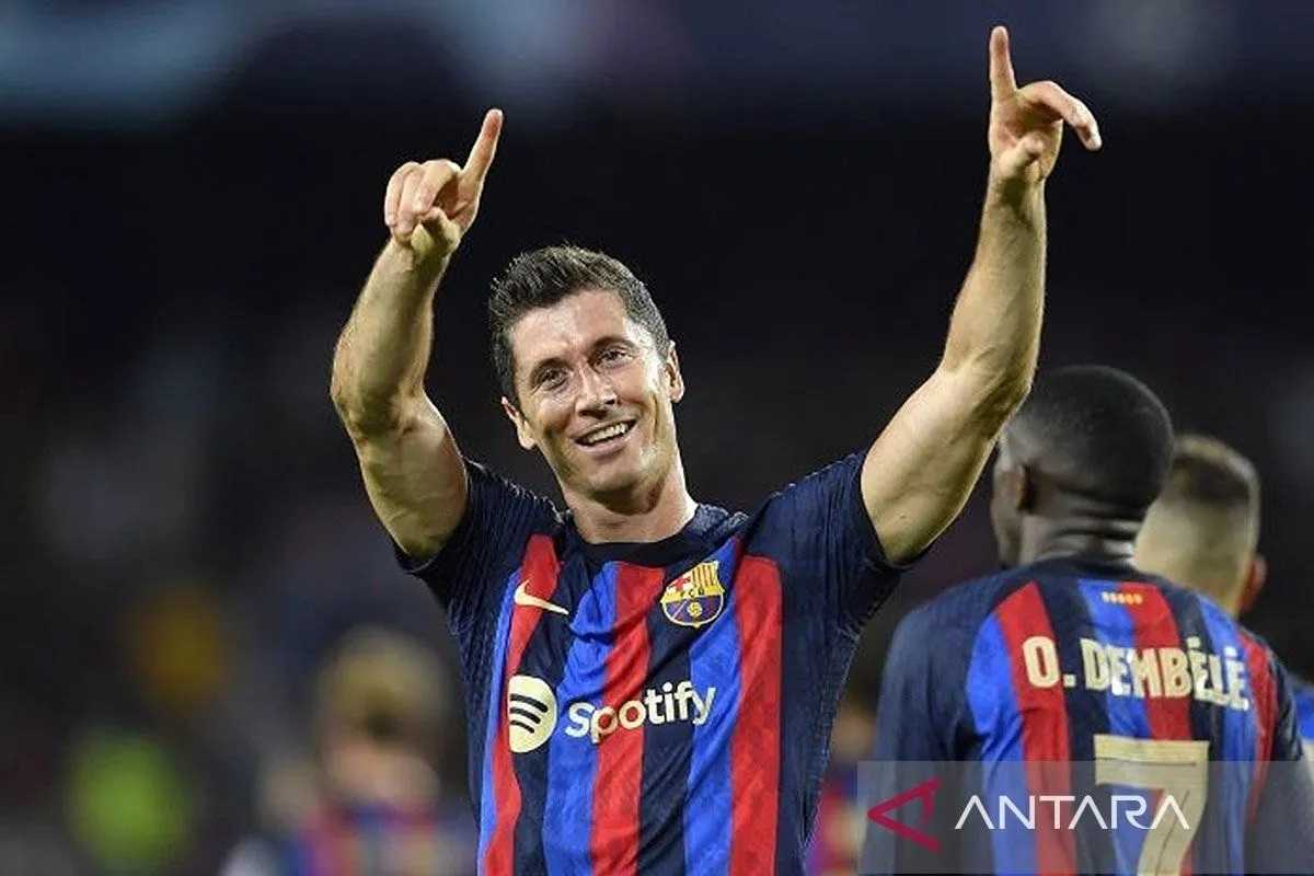 Libas Sevilla 5-1, Barca Jaga Jarak dengan Madrid Jelang El-Classico