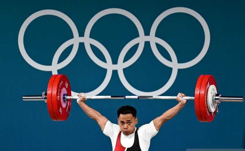 Lifter Eko Yuli Minta Maaf Usai Gagal Persembahkan Medali Olimpiade Paris