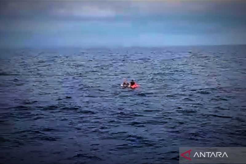 Lima Awak Kapal yang Tenggelam di Laut Banda Dilaporkan Selamat