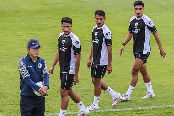 Lini Serang Timnas Latihan Akurasi