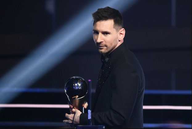 Lionel Messi Pemain Pria Terbaik FIFA 2022