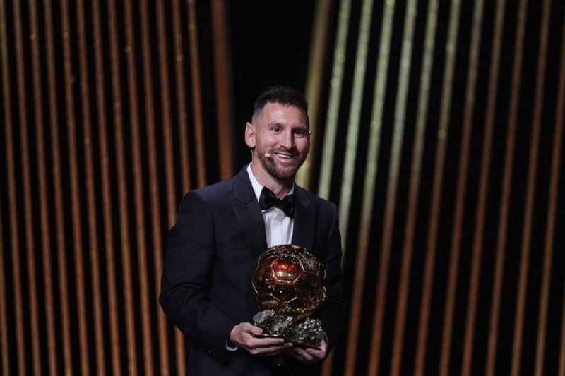Lionel Messi Raih Penghargaan Ballon d'Or ke-8