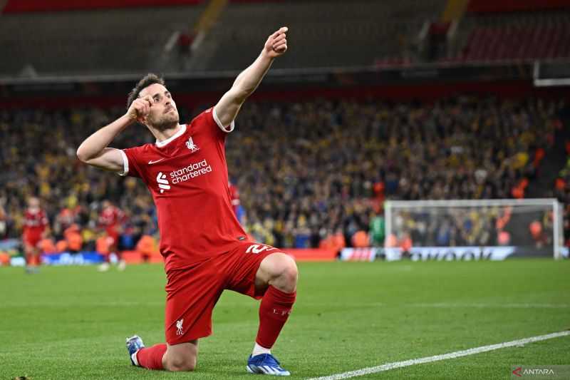 Liverpool Awali Musim dengan Kemenangan 2-0 di Kandang Ipswich