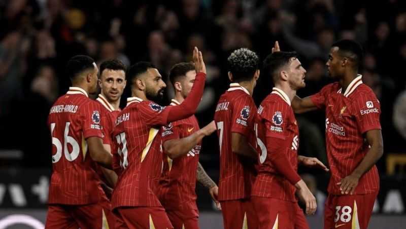 Liverpool Pertahankan Posisi di Puncak Klasemen Liga Inggris