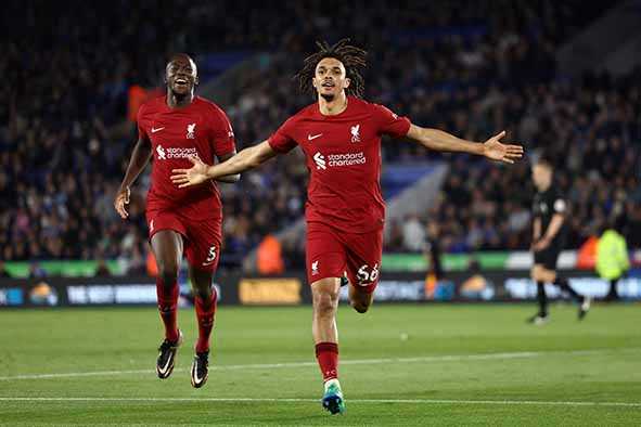 Liverpool Terus Merangsek