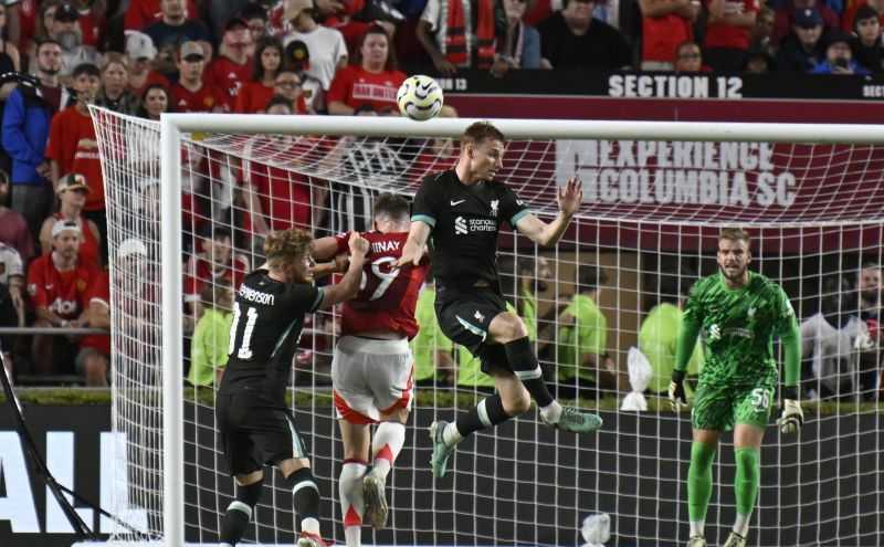 Liverpool Tundukkan Manchester United 3-0 pada Laga Pramusim