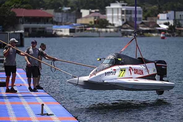 Logistik Balapan Air F1 Powerboat Sudah Siap