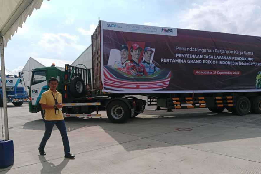 Logistik Pembalap MotoGP Indonesia 2024 Tiba di Sirkuit Mandalika 