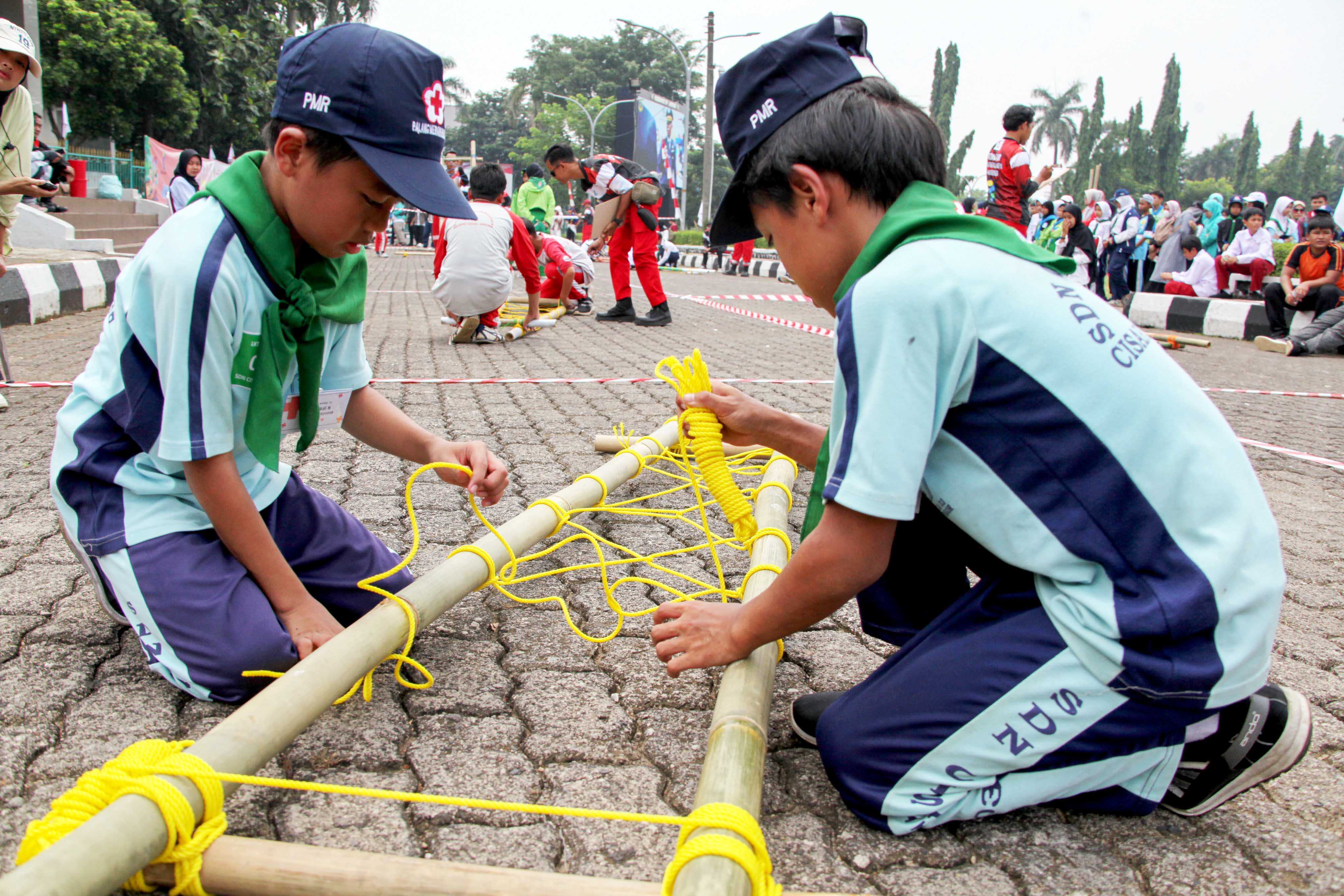 Lomba Palang Merah Remaja