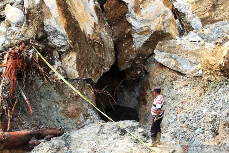 Longsor Tambang Emas di Nagari Sungai Abu, ]15 Orang Meninggal Dunia