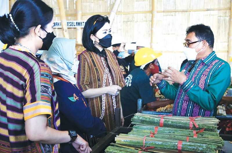 Lpdb Kumkm Dorong Pelaku Bisnis Bambu Ntt Bentuk Koperasi Koran 0227