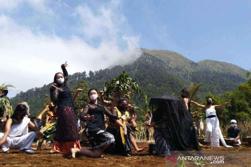 Luar Biasa Keren Ini, Festival Lima Gunung 2021 Digelar di Lahan Hortikultura Gunung Andong