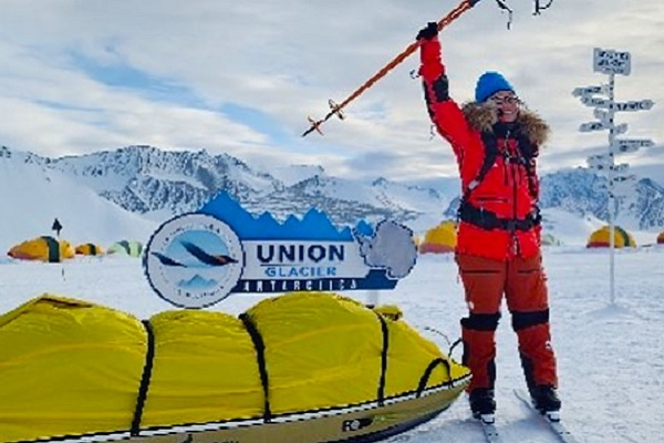 Luar Biasa! Pendaki Gunung Korsel Berhasil Capai Puncak Kutub Selatan Seorang Diri