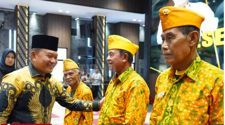 Luar Biasa, TNI AD Berangkatkan 102 Veteran Seroja Tanah Suci Mekkah