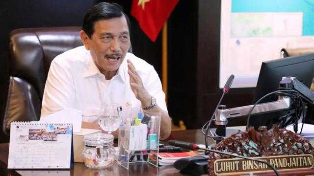 Luhut : Jokowi Perintahkan Harga PCR Turun Jadi Rp 300 Ribu