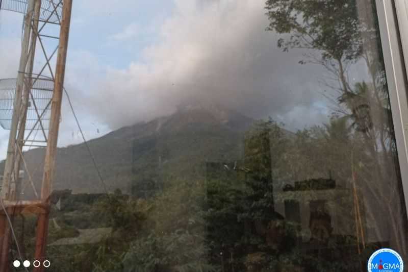 Luncuran Lava Pijar Gunung Karangetang hingga 1,5 Km, Warga Diminta Waspada