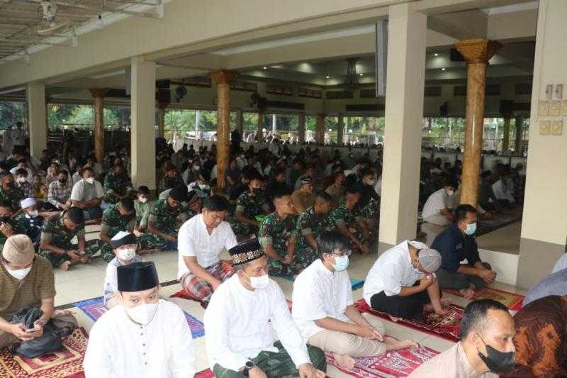 Mabes TNI Gelar Salat Idul Adha 1443 H dan Penyembelihan Hewan Kurban