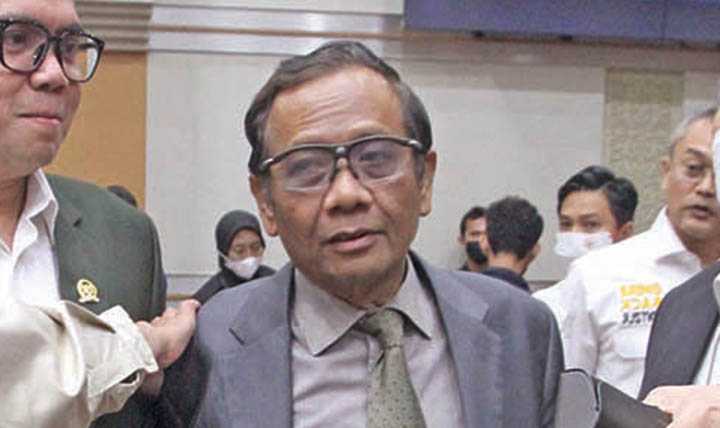 Mahfud Dorong KY Tegakkan Hukum Berkeadilan