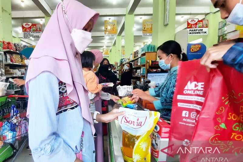 Makin Berat Beban Masyarakat, Harga Minyak Goreng Diserahkan ke Mekanisme Pasar