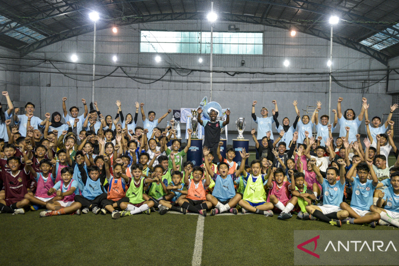 Manchester City Adakan 'Cityzens Giving' di Bandung