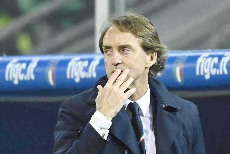 Mancini Tetap Tukangi Italia