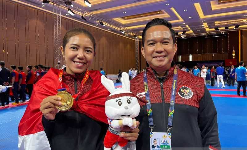 Manik Tamabh Pundi-pundi Medali Emas untuk Indonesia