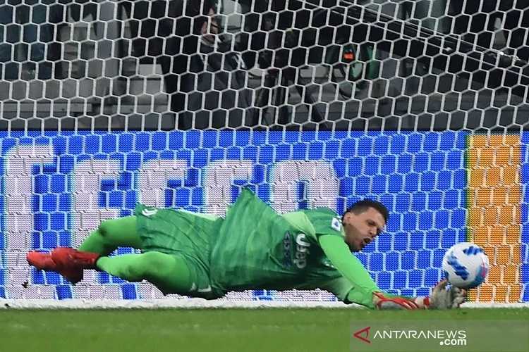 Mantan Kiper Juventus dan Arsenal Wojciech Szczesny Umumkan Pensiun pada Usia 34 Tahun