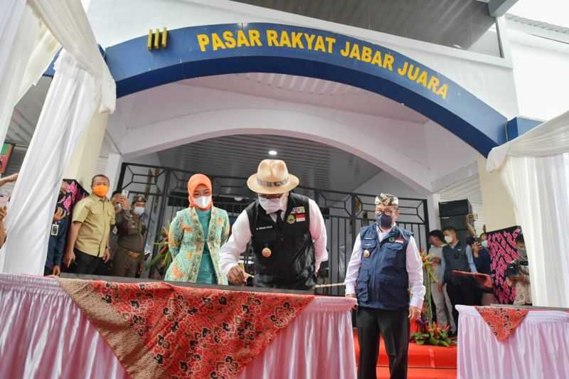 Mantap! Jawa Barat Telah Revitalasi 21 Pasar Tradisional. Ridwan Kamil: Cita-cita Tak Ada Lagi yang Kumuh dan Semrawut