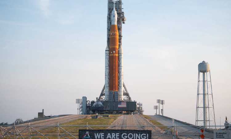Mantap! Roket Raksasa Baru NASA Siap Terbang Menuju Bulan Jalani Misi Artemis 1