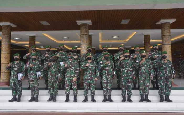 Mantap, Sukses Lumpuhkan Anggota KKB dan Menyita Sejumlah Senjata, 10 Prajurit TNI Diganjar Kenaikan Pangkat Luar Biasa