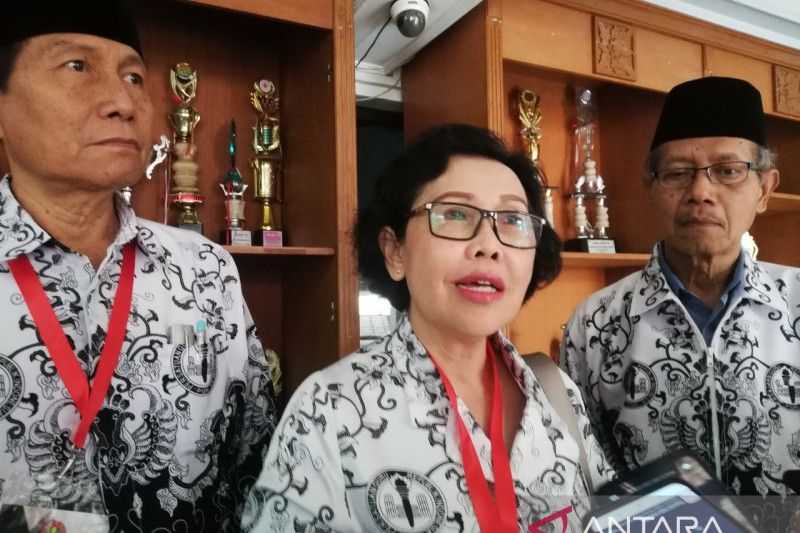 Masih Dibutuhkan Sekitar 500.000 Guru, Capaian Program Satu Juta Guru PPPK Hampir Separuh