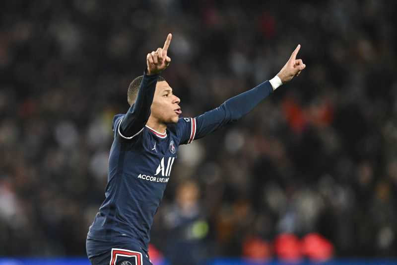 Mbappe Cetak Dua Gol, PSG Hancurkan Lorient