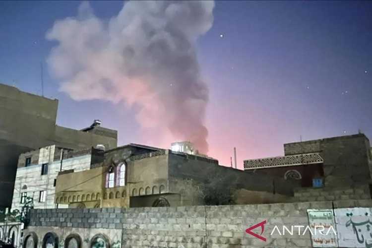 Media Laporkan AS dan Inggris Lancarkan Serangan di Sanaa, Yaman
