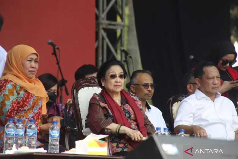 Megawati dan Sejumlah Tokoh Hadiri Peringatan 9 Tahun UU Desa