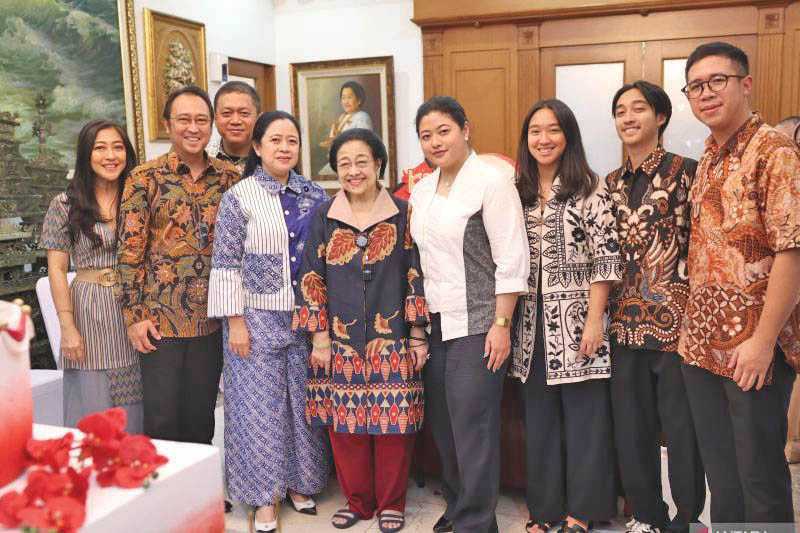 Megawati Diharapkan Tegak Lurus Kawal Demokrasi