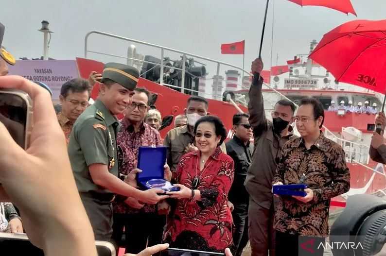 Megawati Resmikan RS Terapung KM Laksamana Malahayati