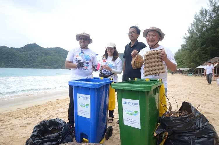 Melalui Coastal Clean Up, Masyarakat Aceh Dapat Edukasi Bersihkan Pantai