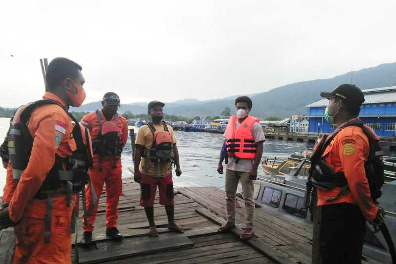 Melegakan, Tim SAR Selamatkan Lima Korban Kecelakaan Kapal di Halmahera Selatan