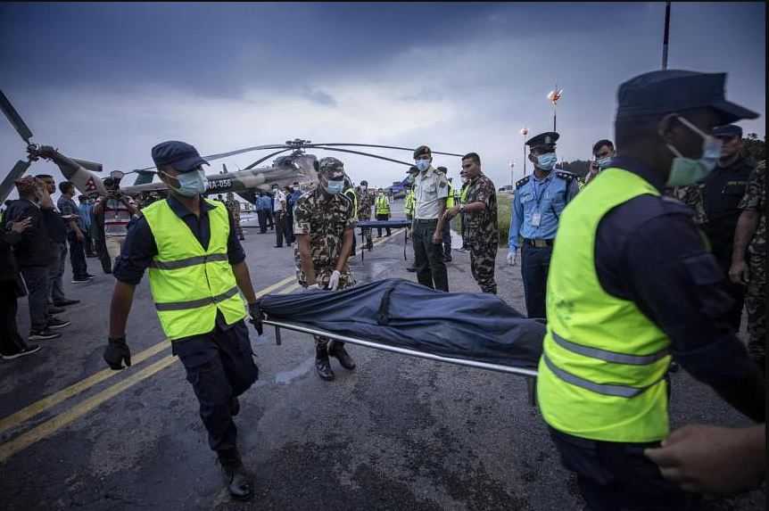 Melewati Lereng Pegunungan Curam, 22 Jenazah Korban Pesawat Jatuh di Nepal Berhasil Dievakuasi