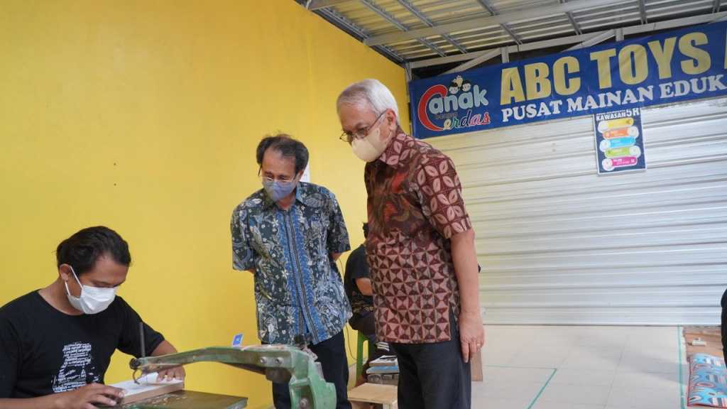 Melihat aktivitas Lembaga Pengembangan Bisnis (LPB) YDBA di Klaten dalam kegiatan #YukExplore UMKM Indonesia 1