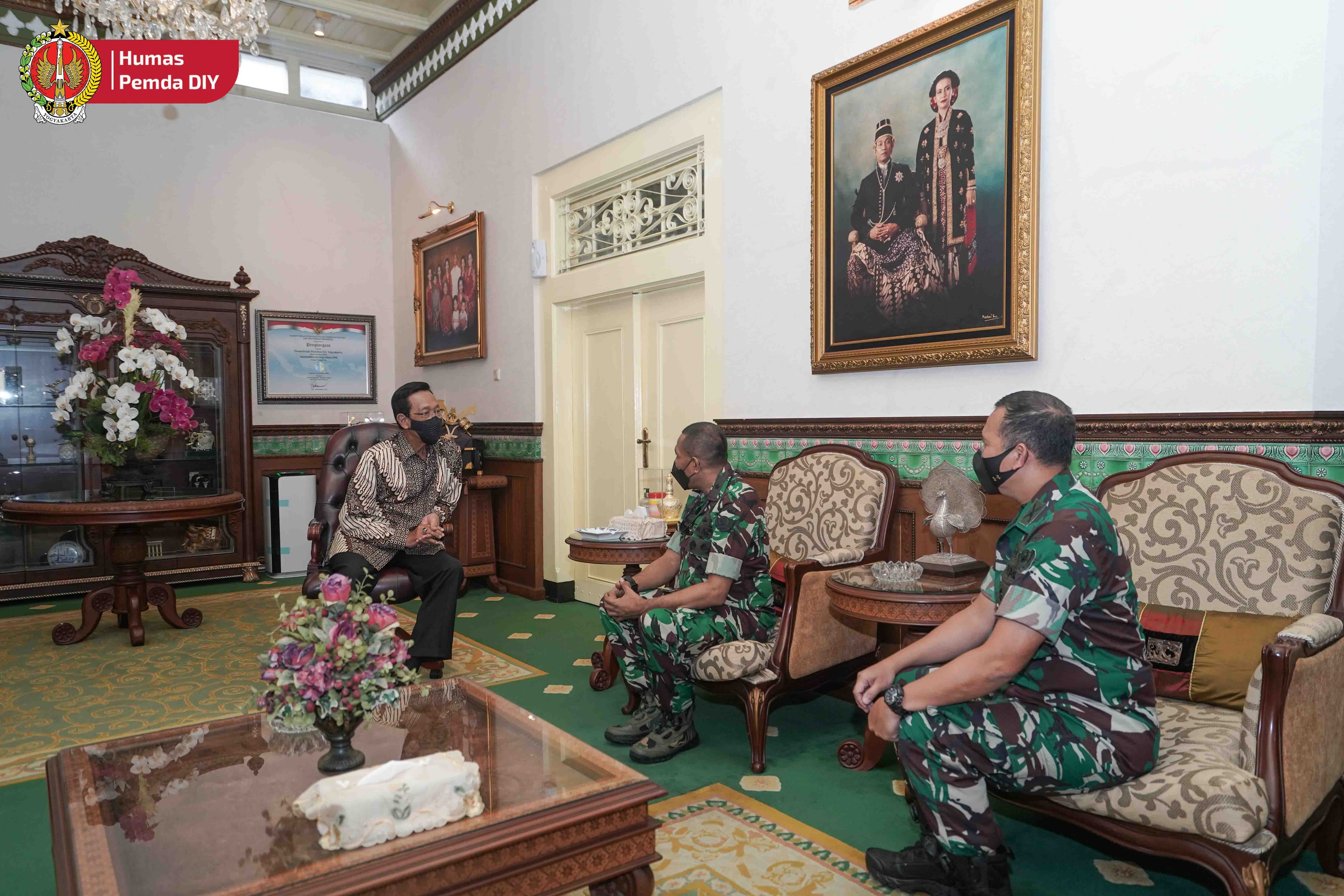 Membanggakan, Mabes TNI AD Nilai Sultan HB X Mampu Menekan Konflik Sosial padahal Yogya Daerah Multi Etnis