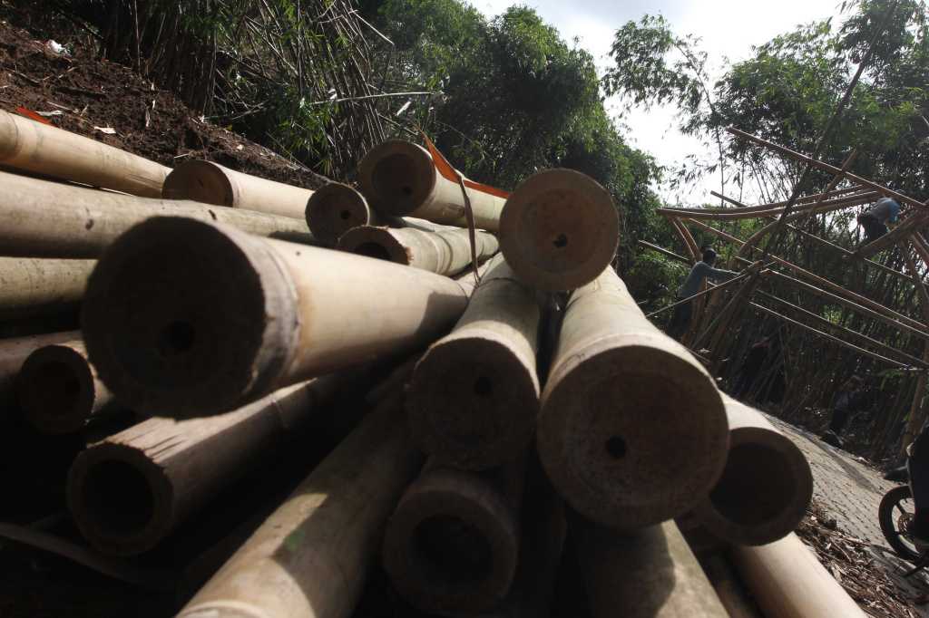 Membangun Desa Wisata bambu 3