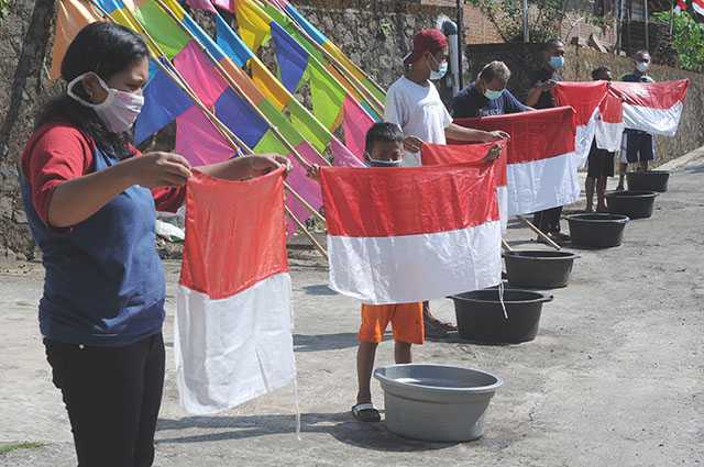 Mencuci Bendera