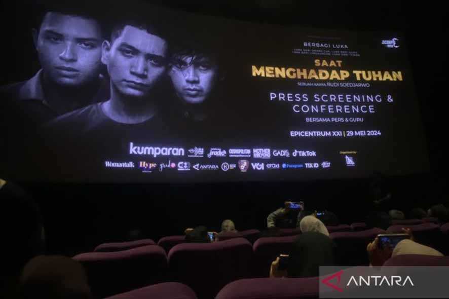 Menelusuri Penyebab Kekalutan Remaja Lewat 'Saat Menghadap Tuhan'