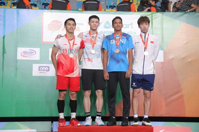 Mengagetkan Cara Bersyukur Pemain Bulu Tangkis Ini, Medali Perak Kejuaraan Asia Tambah Semangat Jonatan