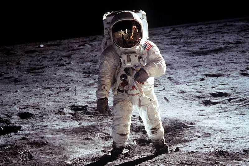 Mengagetkan Harganya, Foto Astronaut Buzz Aldrin di Bulan Dilelang