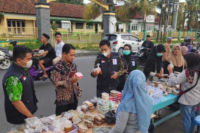 Mengagetkan Hasil Uji Sampel Takjil Oleh Dinkes Lombok Tengah dan BPOM NTB