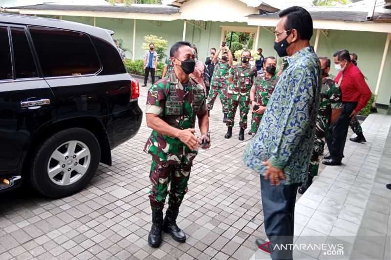 Mengagetkan, Panglima TNI Mengaku Dapat Banyak Ilmu dari Sultan HB X