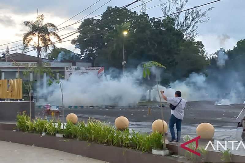 Mengagetkan Pengunjuk Rasa di DPRD Provinsi Bengkulu Ini Ditangkap, Apa Salahnya