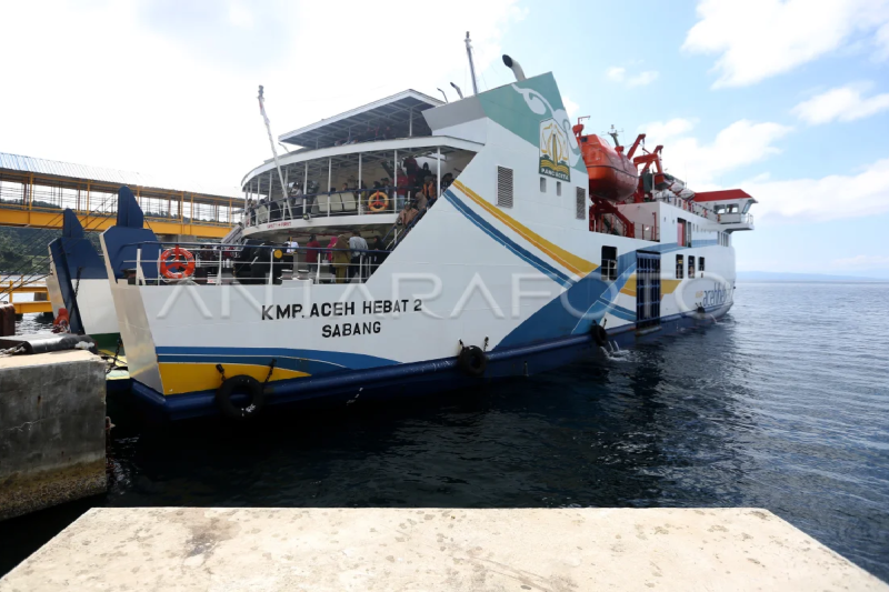 Mengagetkan, Penumpang Kapal Aceh Hebat 2 Tujuan Sabang Melompat ke Luat